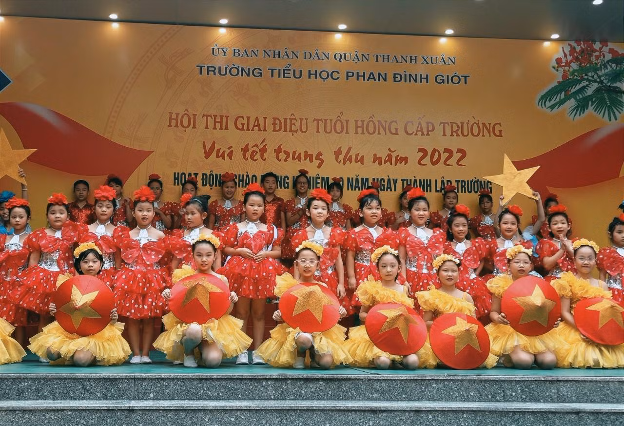 Các phần thi được chuẩn bị tỉ mỉ từ trang phục đến đạo cụ.