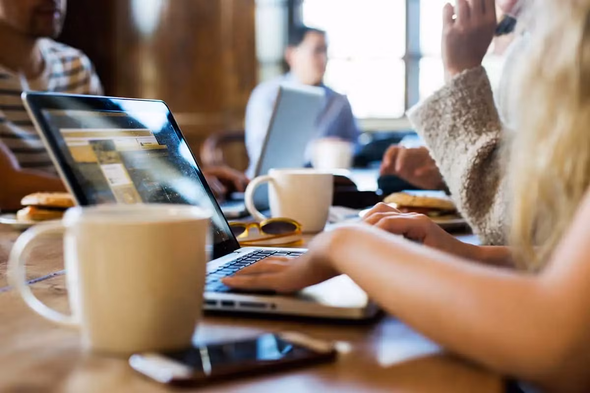 Tận hưởng Tết đúng nghĩa và dồn deadline vào một khung giờ nhất định để làm thật hiệu quả.