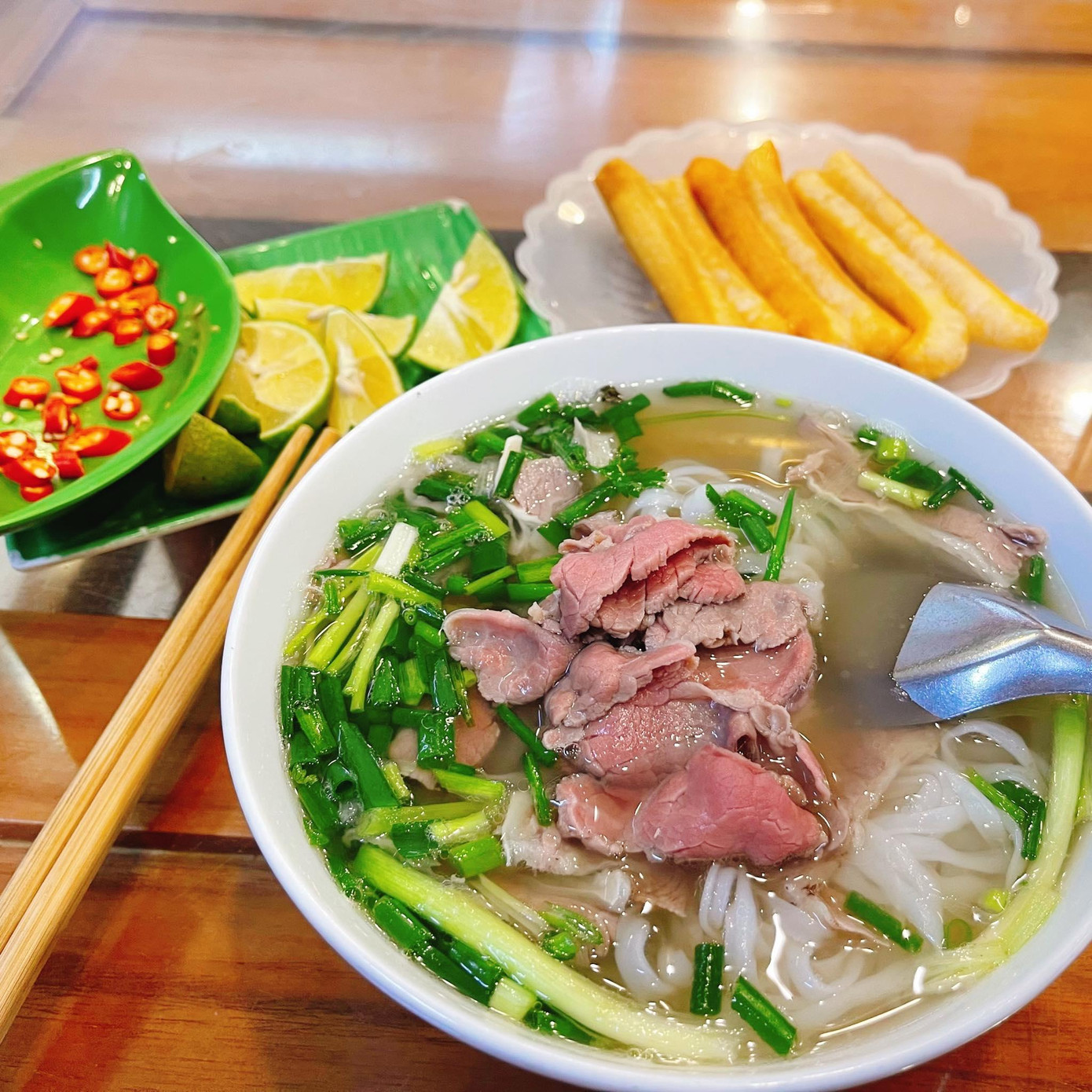 Đây có lẽ là “nội dung” được người dân Hà Nội "check-in" nhiều nhất trong sáng nay 14/10. Đây có lẽ là “nội dung” được người dân Hà Nội "check-in" nhiều nhất trong sáng nay 14/10.