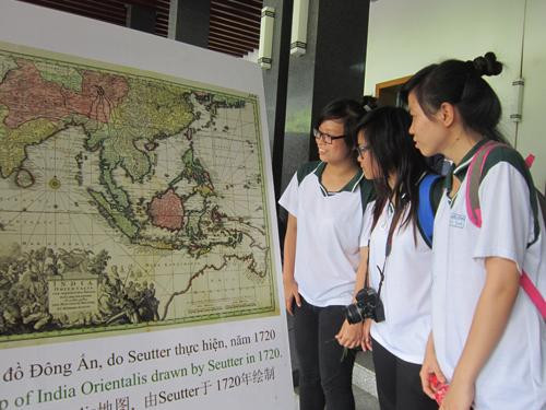 Cứ thử học Lịch sử theo cách trao đổi, hỏi đáp kiến thức với nhóm bạn mà xem, bạn sẽ thấy hiệu quả không ngờ luôn đó! - Ảnh: Tổng hợp từ Internet