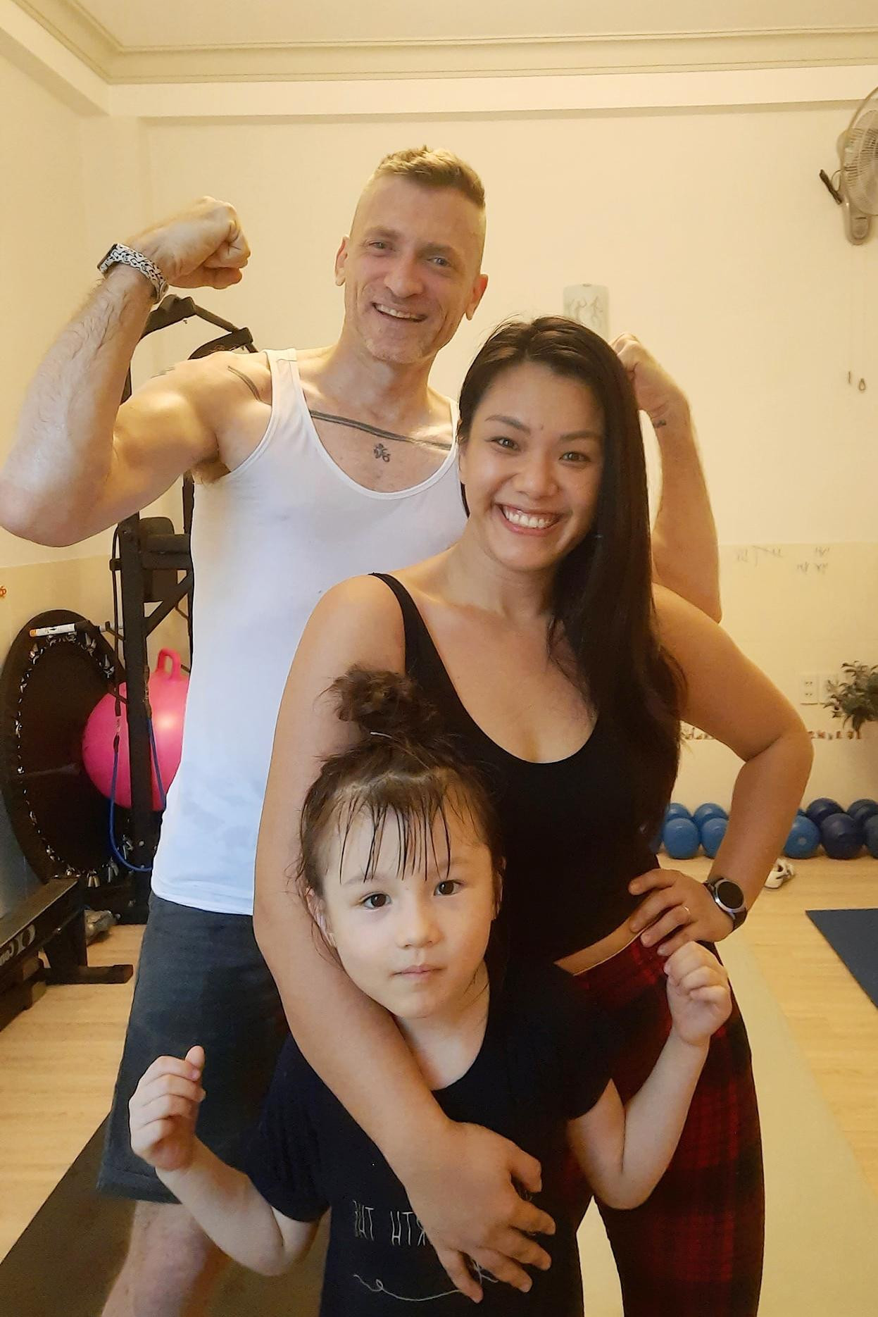 Chồng Phương Vy là một giáo viên người Mỹ