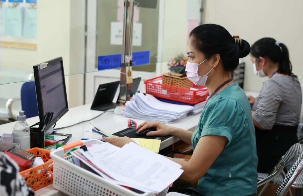 Trung bình mỗi cấp xã bố trí khoảng 32 biên chế (Ảnh minh họa) Trung bình mỗi cấp xã bố trí khoảng 32 biên chế (Ảnh minh họa)