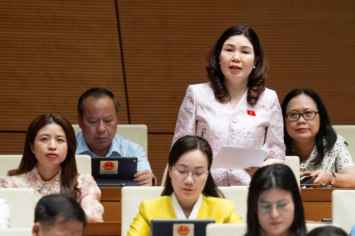 Đại biểu Trần Thị Vân (đoàn Bắc Ninh). Ảnh: Như Ý Đại biểu Trần Thị Vân (đoàn Bắc Ninh). Ảnh: Như Ý