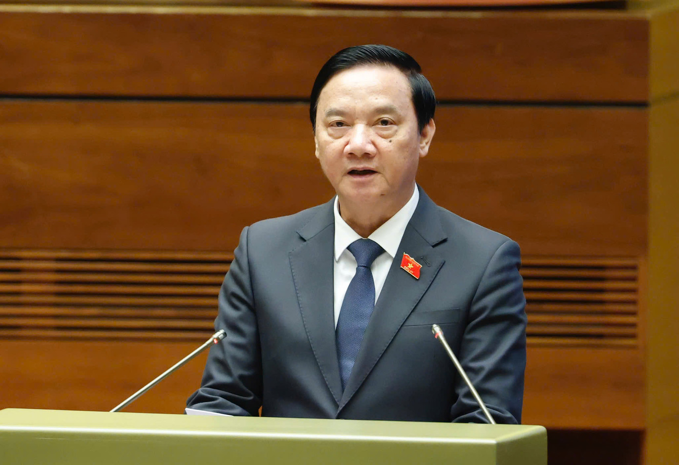 Phó Chủ tịch Quốc hội Nguyễn Khắc Định báo cáo Quốc hội. Ảnh: Như Ý Phó Chủ tịch Quốc hội Nguyễn Khắc Định báo cáo Quốc hội. Ảnh: Như Ý