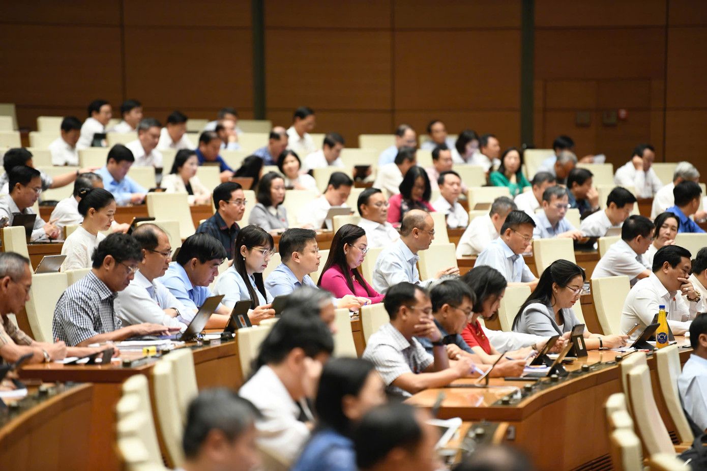 Các đại biểu Quốc hội tại phiên họp sáng 7/5. Ảnh: Như Ý