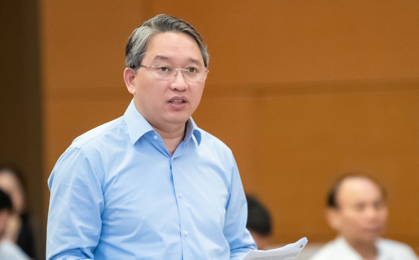 Bộ trưởng Bộ Tư pháp Nguyễn Hải Ninh trình Ủy ban Thường vụ Quốc hội dự án Luật sửa đổi, bổ sung một số điều của Luật Xử lý vi phạm hành chính.