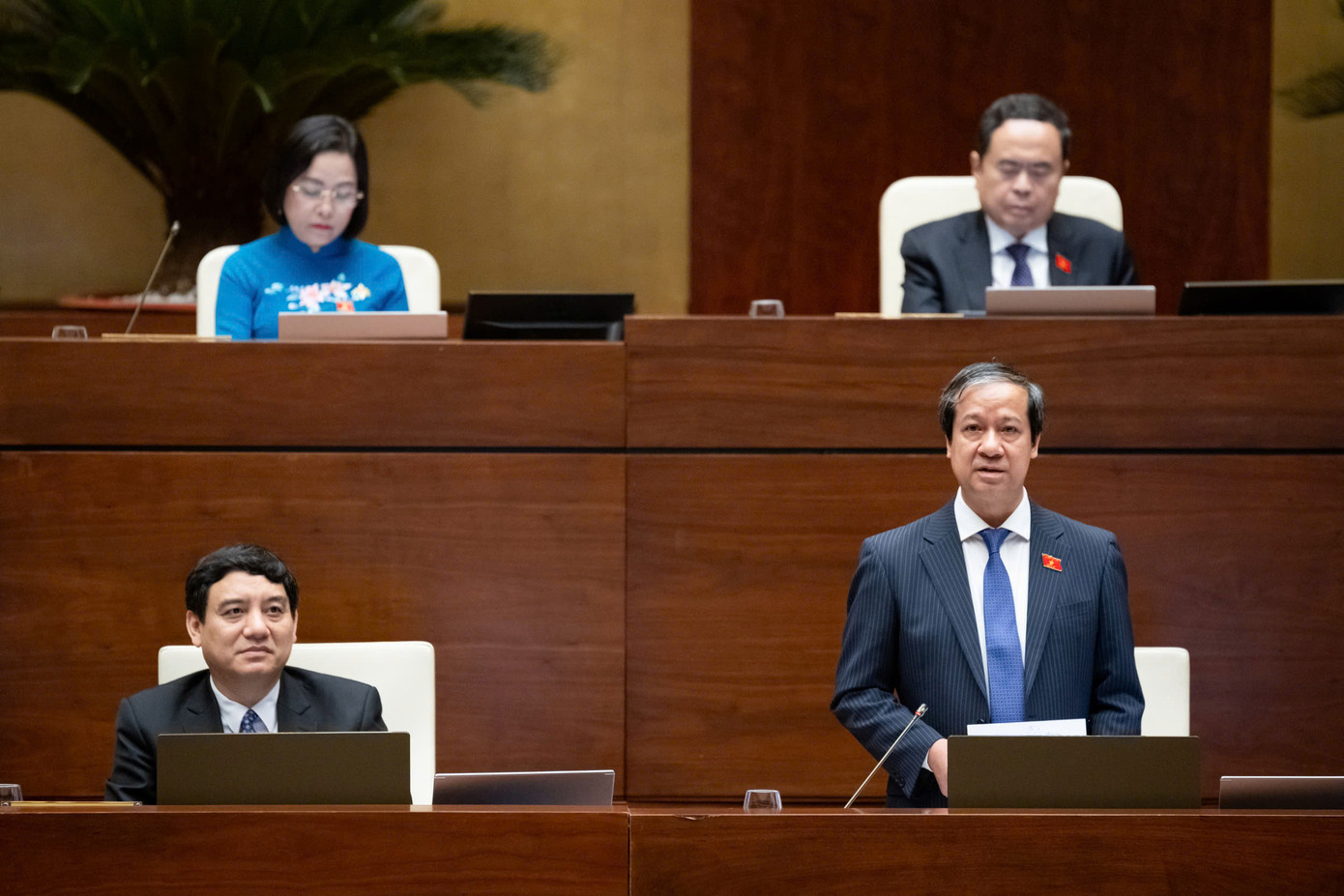 Hôm nay, Chính phủ sẽ trình Quốc hội các dự thảo nghị quyết về phổ cập giáo dục mầm non và miễn, hỗ trợ học phí cho trẻ mầm non, học sinh phổ thông. Hôm nay, Chính phủ sẽ trình Quốc hội các dự thảo nghị quyết về phổ cập giáo dục mầm non và miễn, hỗ trợ học phí cho trẻ mầm non, học sinh phổ thông.