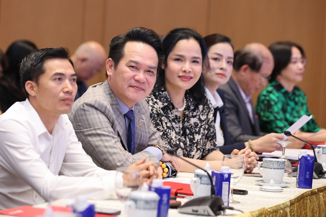 Các đại biểu tham dự tọa đàm. Ảnh: Nhật Bắc Các đại biểu tham dự tọa đàm. Ảnh: Nhật Bắc