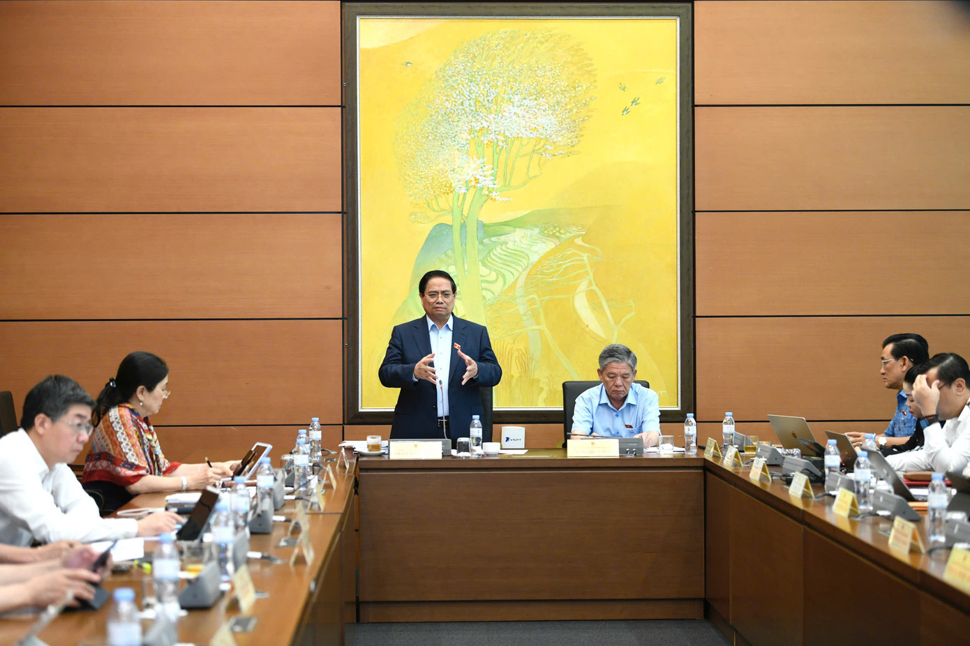 Thủ tướng Phạm Minh Chính phát biểu tại phiên thảo luận ở tổ, ngày 23/5. Ảnh: Như Ý Thủ tướng Phạm Minh Chính phát biểu tại phiên thảo luận ở tổ, ngày 23/5. Ảnh: Như Ý