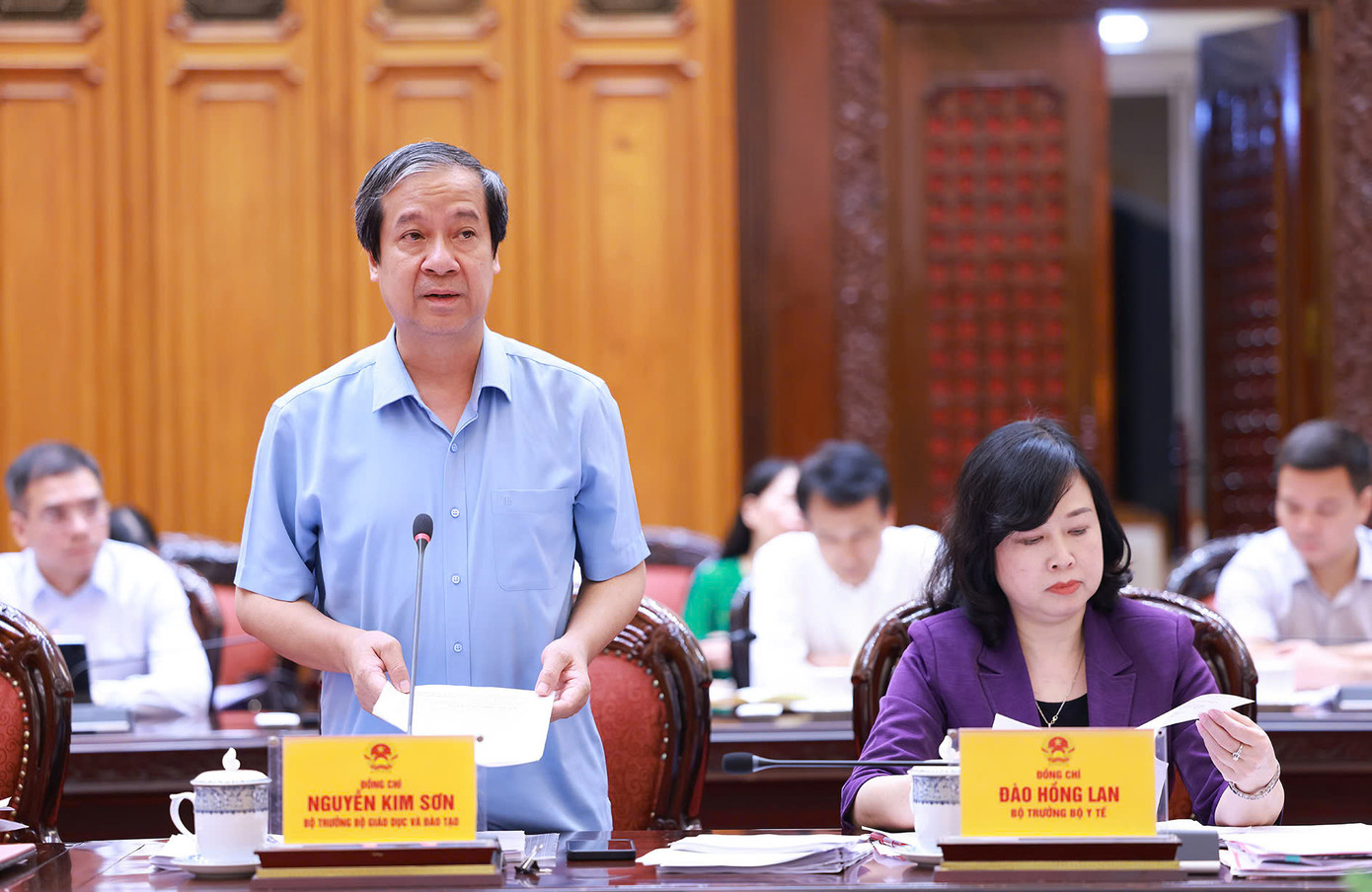 Bộ trưởng Bộ Giáo dục và Đào tạo Nguyễn Kim Sơn phát biểu tại buổi làm việc. Ảnh: VGP/Nhật Bắc.