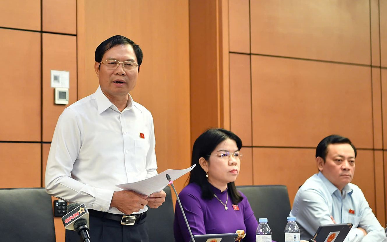 Đại tướng Nguyễn Tân Cương phát biểu tại phiên thảo luận. Ảnh: Như Ý Đại tướng Nguyễn Tân Cương phát biểu tại phiên thảo luận. Ảnh: Như Ý