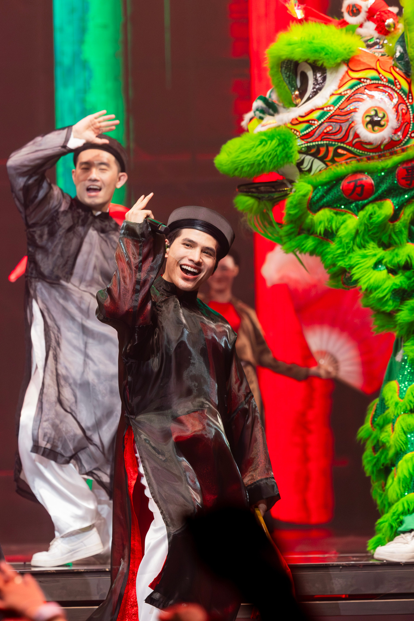 Quốc Thiên đảm nhiệm phần giai điệu gốc của Đào liễu. Ảnh: BTC