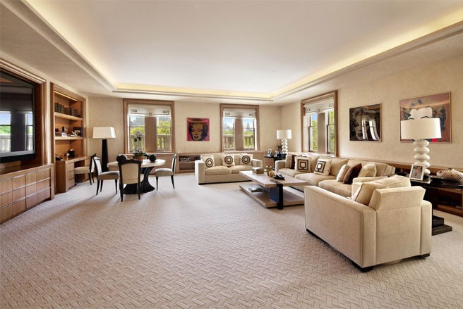 Một trong số những phòng khách trong căn nhà. Một trong số những phòng khách trong căn nhà