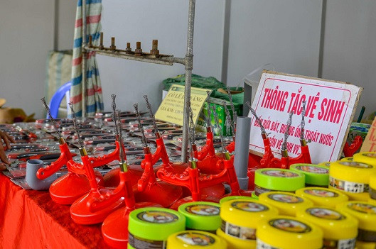 Di dời các mặt hàng phản cảm tại Festival văn hóa ở Hoàng thành Thăng Long ảnh 1