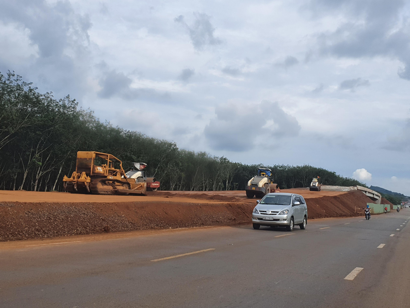 Cao tốc Dầu Giây - Phan Thiết điểm kết nối với QL56 huyện Cẩm Mỹ - ảnh MT Cao tốc Dầu Giây - Phan Thiết điểm kết nối với QL56 huyện Cẩm Mỹ - ảnh MT