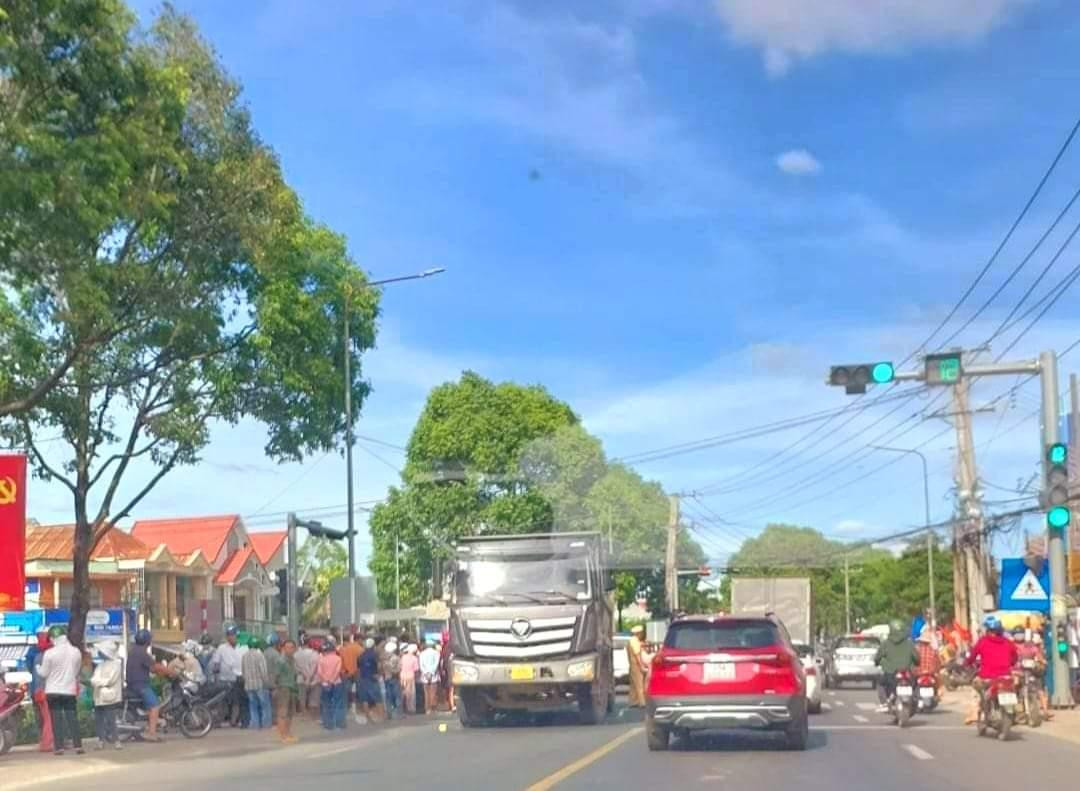 Hiện trường vụ tai nạn tại huyện Định Quán