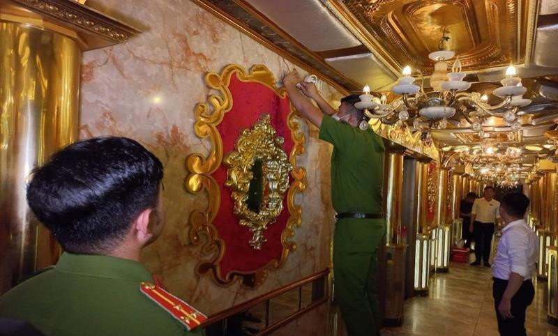 Công an Đồng Nai kiểm tra an toàn PCCC một cơ sở karaoke