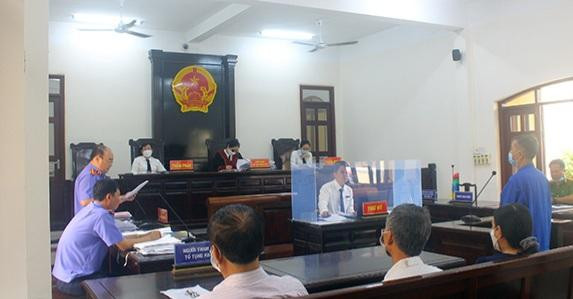 Phiên tòa xét xử cựu Tổng giám đốc công ty xổ số Đồng Nai Phiên tòa xét xử cựu Tổng giám đốc công ty xổ số Đồng Nai