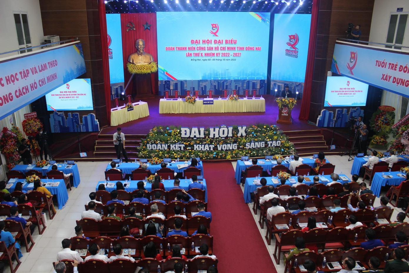Toàn cảnh Đại hội Toàn cảnh Đại hội