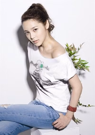 Nhóm U-Kiss Kang Hye Jung và Park Shi Yeon Bae Doo Na và Lee Si Young