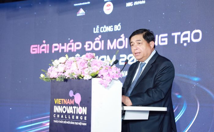 Bộ trưởng Bộ Kế hoạch và Đầu tư Nguyễn Chí Dũng phát biểu tại lễ công bố. Bộ trưởng Bộ Kế hoạch và Đầu tư Nguyễn Chí Dũng phát biểu tại lễ công bố.