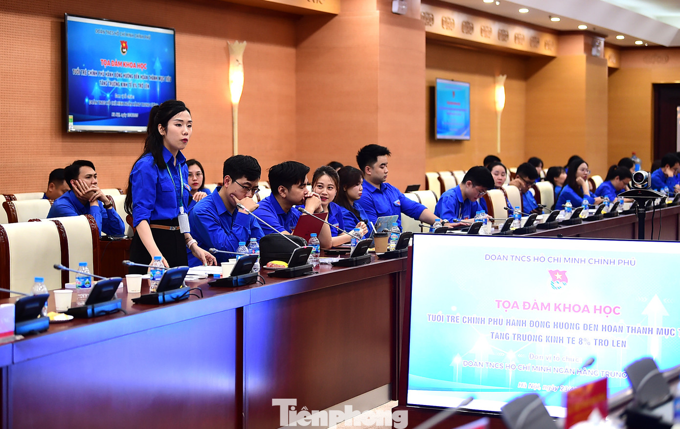 Các ý kiến trao đổi, tham luận tại tọa đàm. Ảnh: Xuân Tùng Các ý kiến trao đổi, tham luận tại tọa đàm. Ảnh: Xuân Tùng