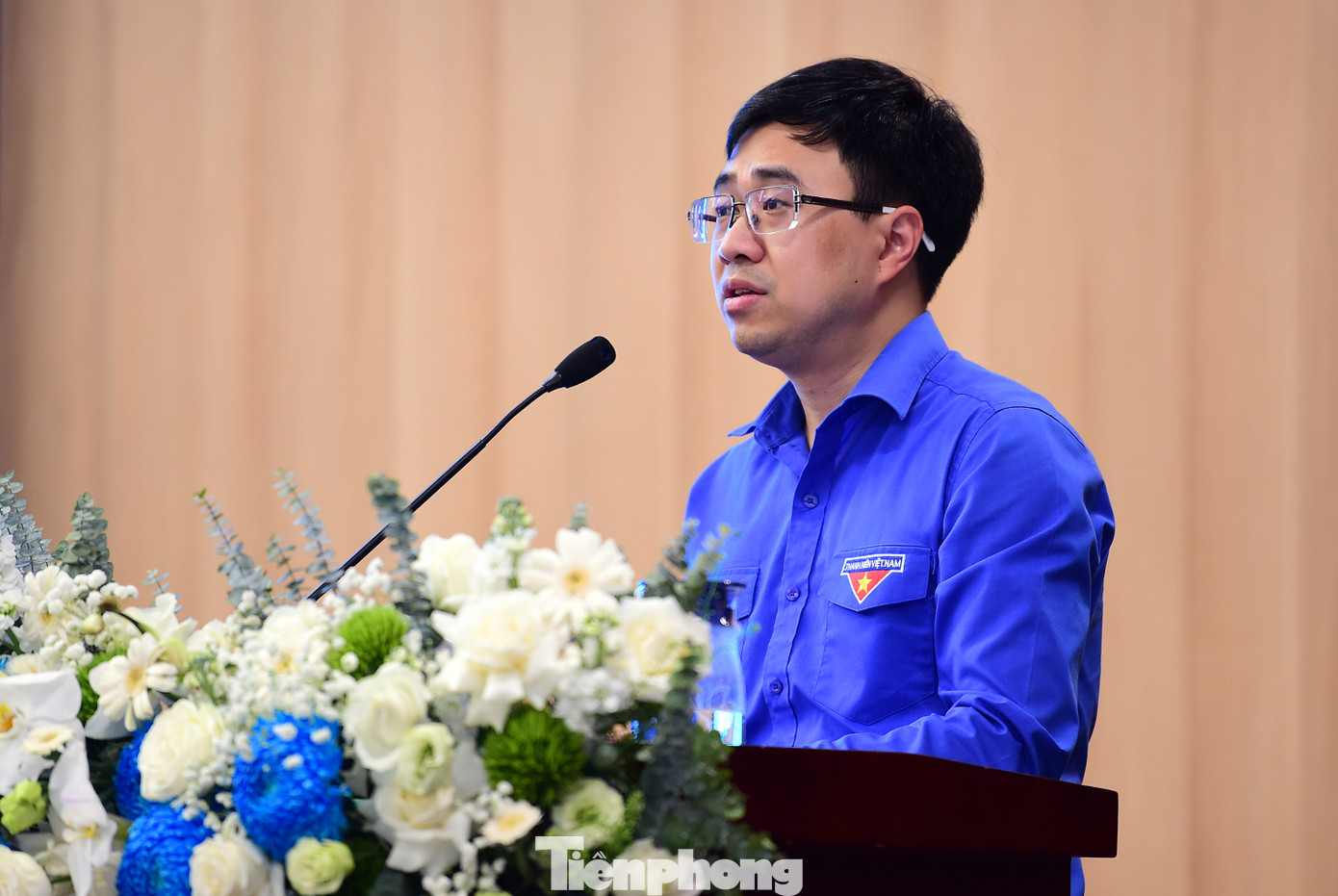 Anh Bùi Hoàng Tùng phát biểu tại lễ tổng kết. Ảnh: Xuân Tùng