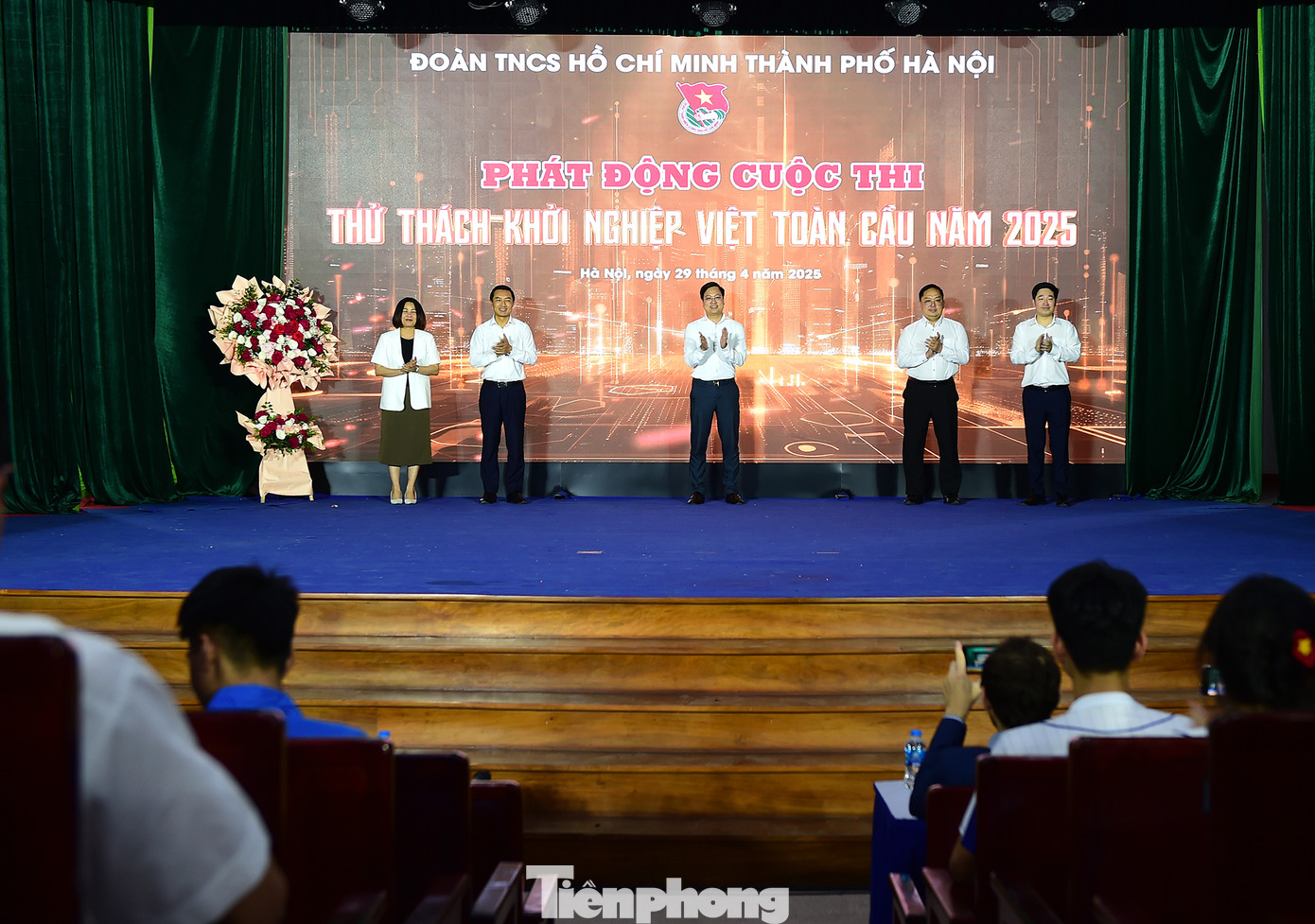 Chiều 29/4, tại Cung Thanh niên Hà Nội, Thành Đoàn Hà Nội tổ chức Lễ phát động cuộc thi Thử thách khởi nghiệp Việt toàn cầu năm 2025. Cuộc thi hướng đến đoàn viên, thanh niên, công dân Việt Nam, độ tuổi từ 18 đến 35 đang học tập, làm việc trong hoặc ngoài nước.