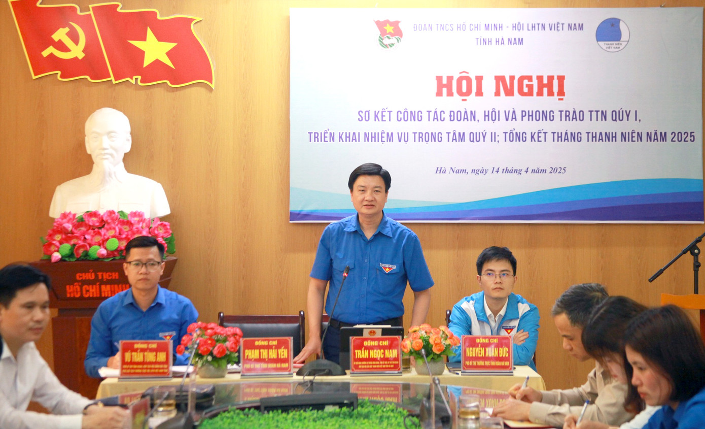 Anh Trần Ngọc Nam - Bí thư Tỉnh Đoàn, Chủ tịch Hội LHTN Việt Nam tỉnh Hà Nam chủ trì, phát biểu tại hội nghị. Ảnh: TĐHN Anh Trần Ngọc Nam - Bí thư Tỉnh Đoàn, Chủ tịch Hội LHTN Việt Nam tỉnh Hà Nam chủ trì, phát biểu tại hội nghị. Ảnh: TĐHN