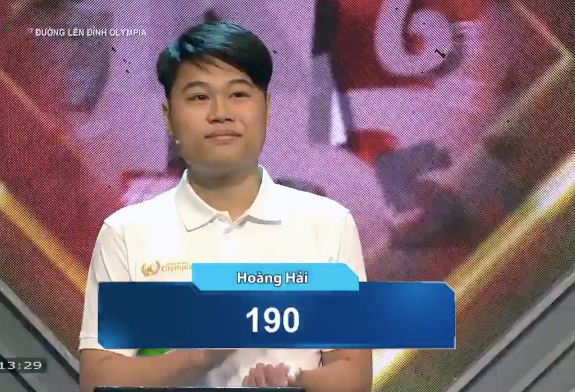 Hoàng Hải giành điểm tuyệt đối phần thi Tăng tốc và vươn lên dẫn đầu.