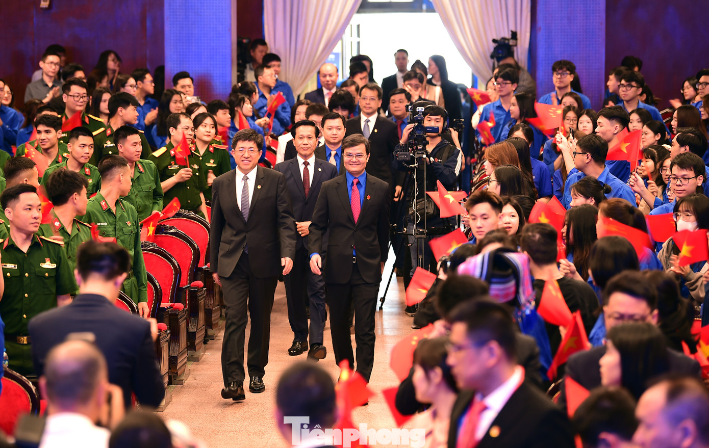 Gặp gỡ hữu nghị thanh niên Việt Nam - Trung Quốc lần thứ 24 diễn ra trẻ trung, sôi nổi. Ảnh: Xuân Tùng Gặp gỡ hữu nghị thanh niên Việt Nam - Trung Quốc lần thứ 24 diễn ra trẻ trung, sôi nổi. Ảnh: Xuân Tùng