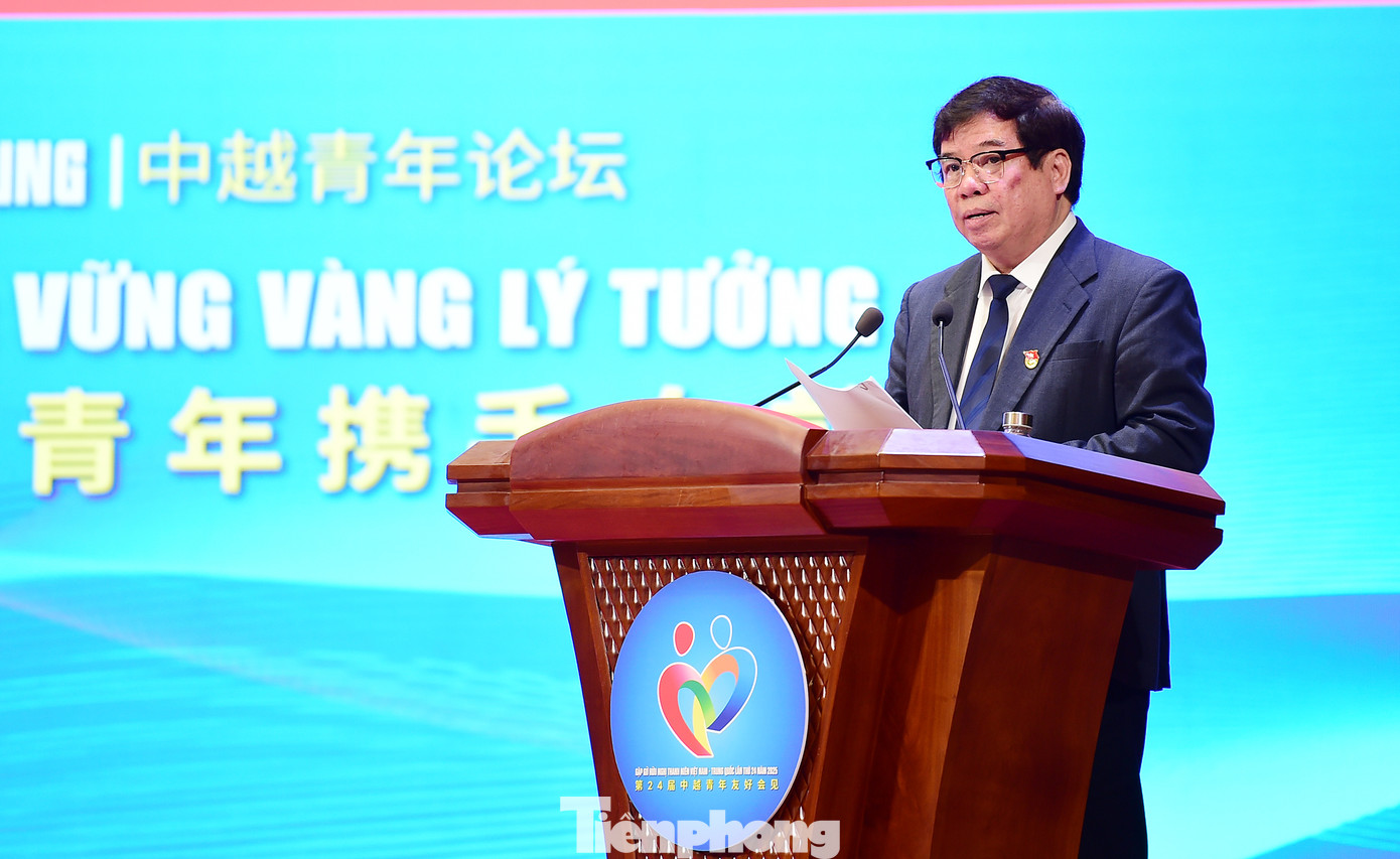 PGS.TS Nguyễn Viết Thảo trao đổi tại diễn đàn. Ảnh: Xuân Tùng PGS.TS Nguyễn Viết Thảo trao đổi tại diễn đàn. Ảnh: Xuân Tùng