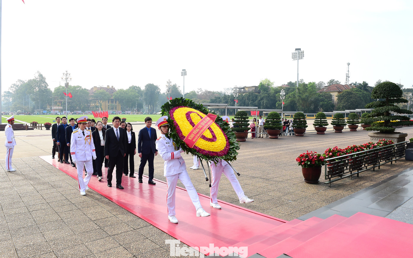 Cùng tham gia hoạt động có lãnh đạo các ban, đơn vị T.Ư Đoàn TNCS Hồ Chí Minh và đại biểu đoàn cấp cao T.Ư Đoàn TNCS Trung Quốc tham dự Gặp gỡ hữu nghị thanh niên Việt Nam - Trung Quốc lần thứ 24 năm 2025.