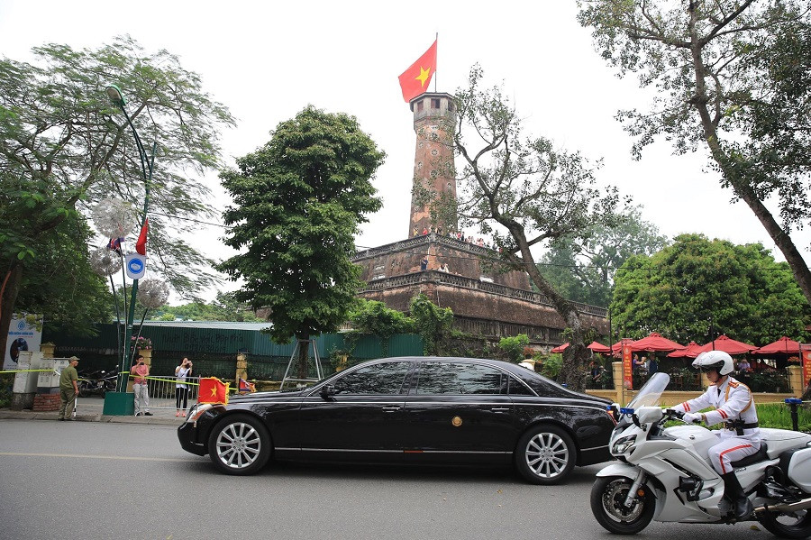 Ông Kim Jong Un làm gì trước khi lên tàu về nước ảnh 1