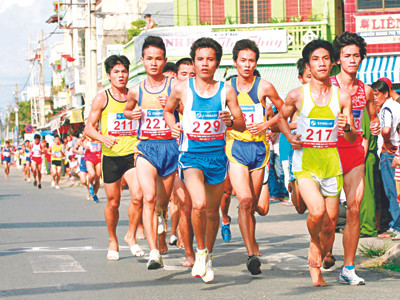 Nội dung 7km nam trẻ. Nội dung 7km nam trẻ