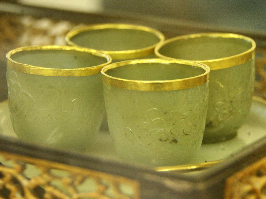 Chén uống trà mạ vàng vành miệng 