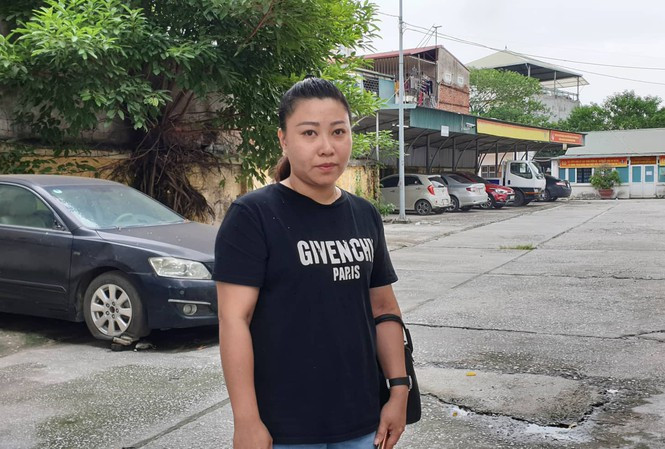 Đề nghị giáng cấp hàm nữ đại úy công an gây rối ở sân bay Tân Sơn Nhất ảnh 1