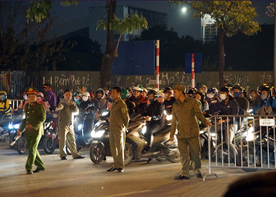 Đánh bại UAE, tuyển Việt Nam lên đầu bảng ảnh 13