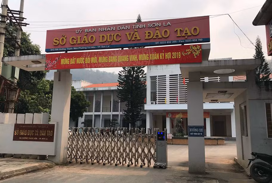 Quan chức có con nâng điểm thi ở Hoà Bình, Sơn La tự tin vì điều gì? ảnh 9 Quan chức có con nâng điểm thi ở Hoà Bình, Sơn La tự tin vì điều gì? ảnh 9