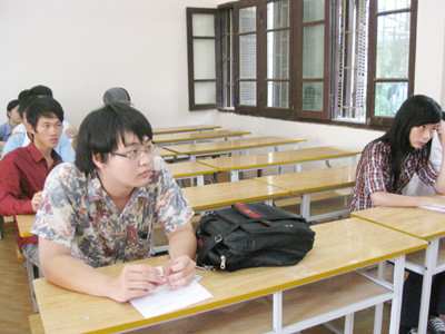 Phòng thi tại ĐH Công Đoàn trống hoác Ảnh: Hồ Thu- Hồng Vĩnh