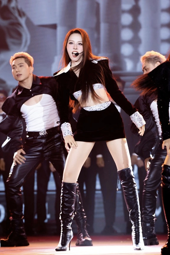 Ngọc Hằng lấn sân ca hát sau khi giành Á hậu 2 Hoa hậu Liên lục địa 2023.