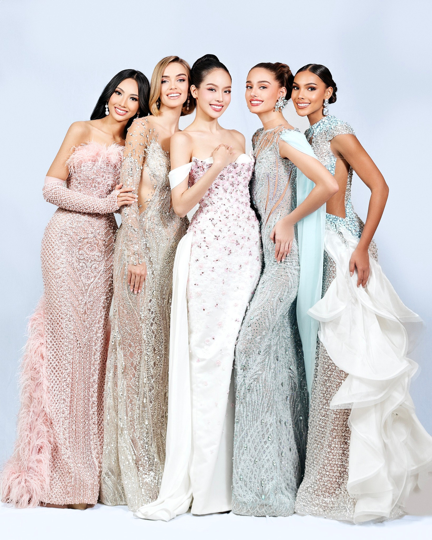 Bộ ảnh sau khi đăng tải đã nhận được sự khen ngợi và chú ý của khán giả với hơn 9.000 lượt like và hàng trăm lượt bình luận, chia sẻ. Sau chung kết Hoa hậu Quốc tế 2024, trang chủ Hoa hậu Quốc tế có lượng tương tác tăng đột biến. Chiến thắng của Thanh Thủy giúp cuộc thi thu hút thêm sự chú ý của khán giả, truyền thông.