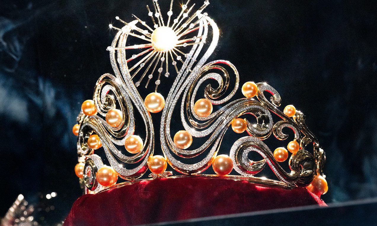 Vương miện Hoa hậu Hoàn vũ 2024.
