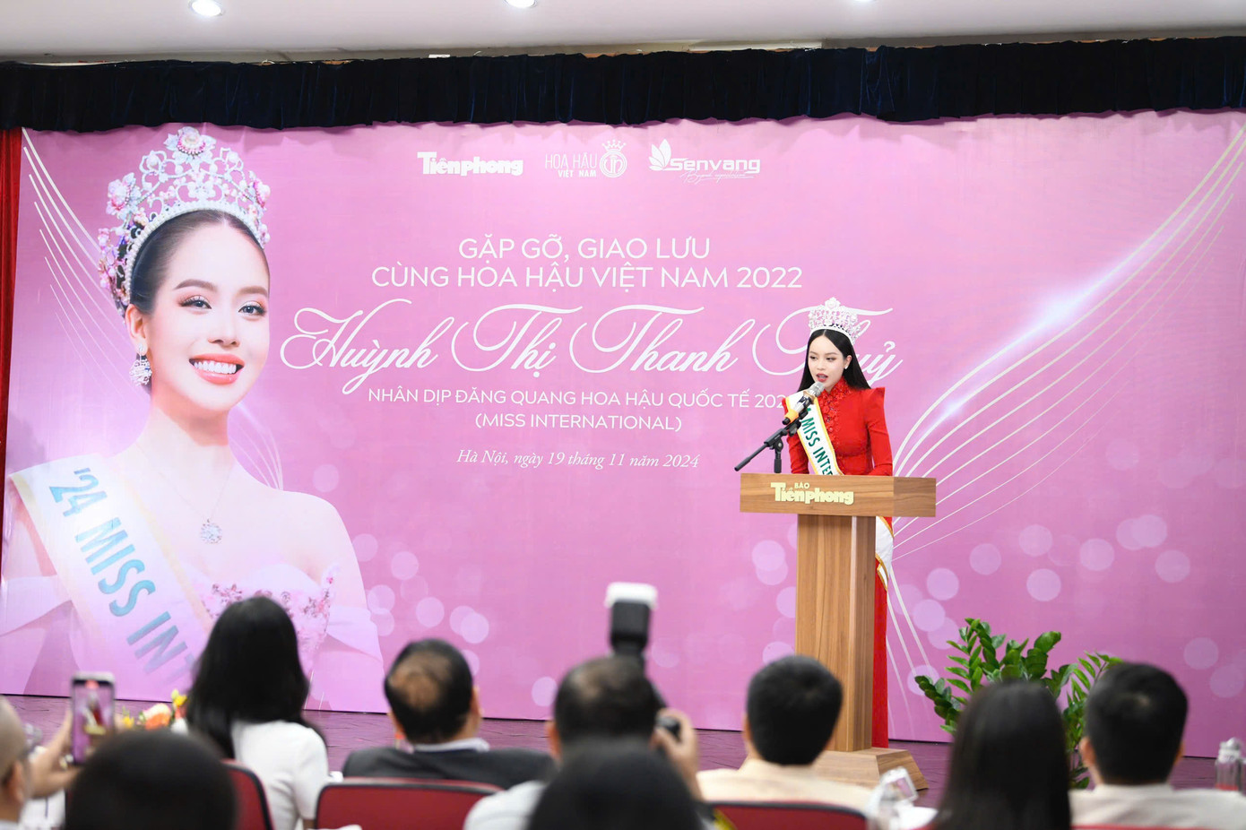 “Trong quá trình thi Hoa hậu Quốc tế 2024, Thanh Thủy đều nói với bạn bè quốc tế: Tôi là Hoa hậu Việt Nam đầu tiên thi Hoa hậu Quốc tế. Đây là cuộc thi sắc đẹp danh giá, lâu đời nhất Việt Nam. Tôi tự hào là Hoa hậu Việt Nam 2022. Đó cũng là cơ hội để ban tổ chức Hoa hậu Quốc tế nhìn nhận và đánh giá Thanh Thủy”, Hoa hậu Thanh Thủy nói.