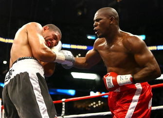 Cựu vô địch quyền anh thế giới bị bắt vì hành hung bạn gái ảnh 1