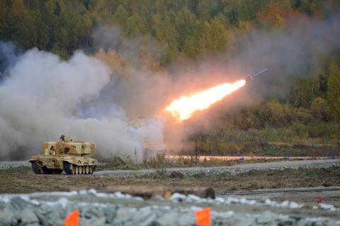 Uy lực hệ thống phóng tên lửa Solntsepek Ả Rập mới nhập từ Nga ảnh 4