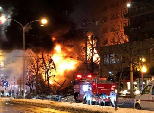 Nổ lớn san phẳng nhà hàng Nhật Bản, 42 người bị thương ảnh 1