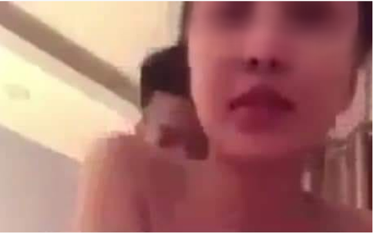 Hot girl lộ clip sex: Sao không chia sẻ những thứ ý nghĩa hơn! ảnh 1