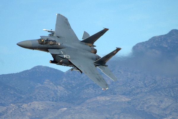 Điểm danh khí tài quân sự Mỹ tập trận sát biên giới Nga ảnh 2