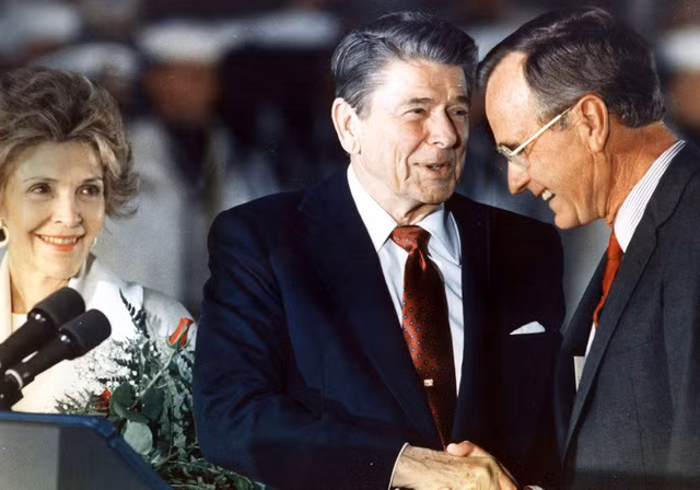 Dấu ấn đáng nhớ trong cuộc đời cựu Tổng thống Mỹ George H.W. Bush ảnh 10